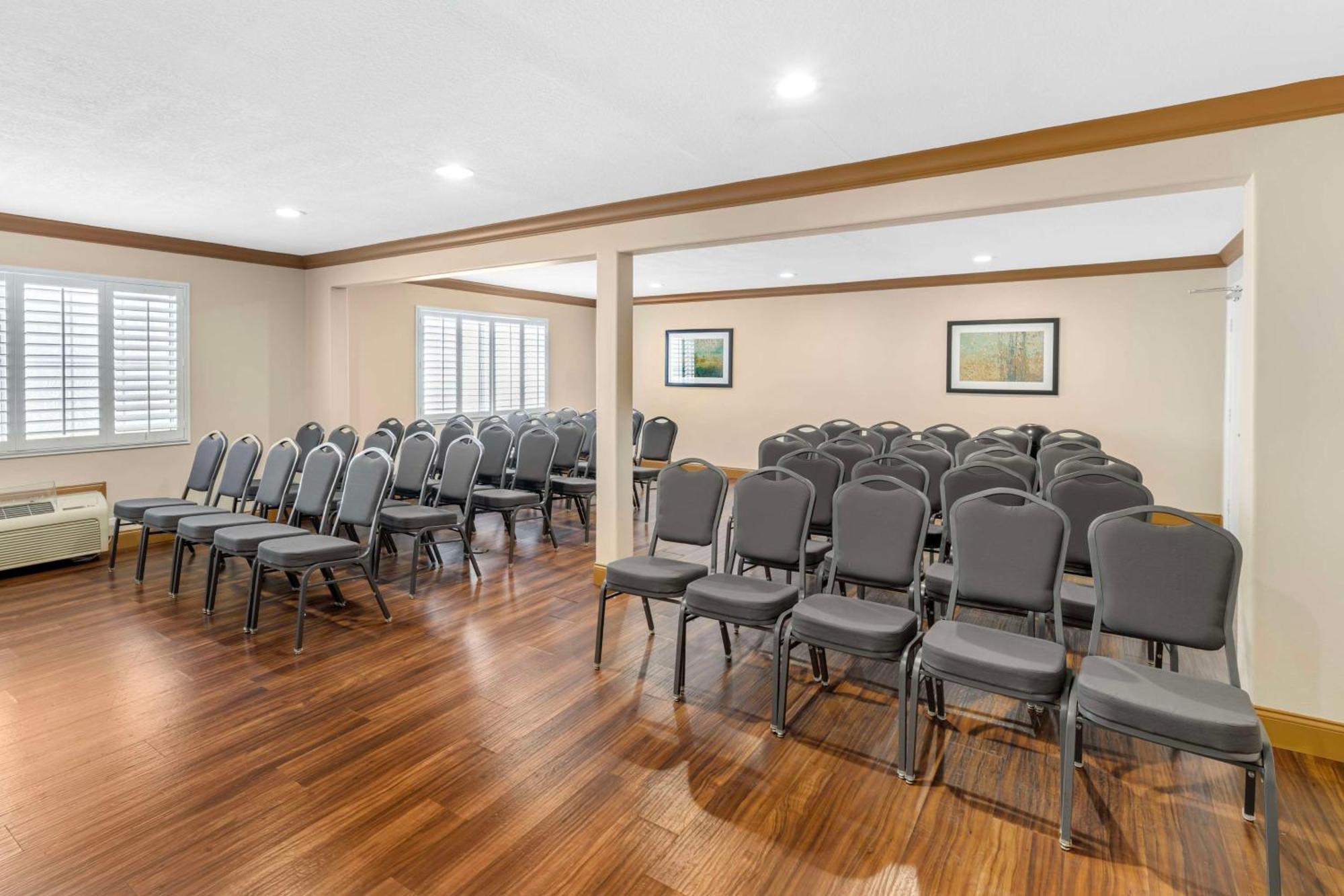 Best Western Oxnard Inn מראה חיצוני תמונה